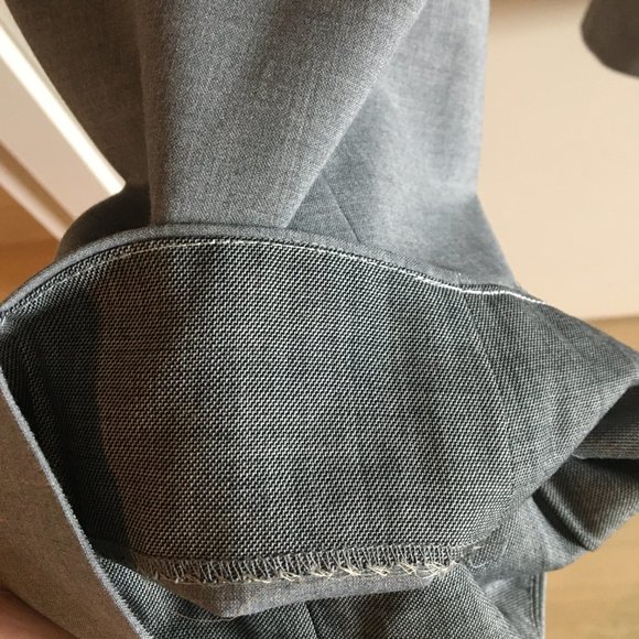 Suit jacket and pants - Picture 2 of 8